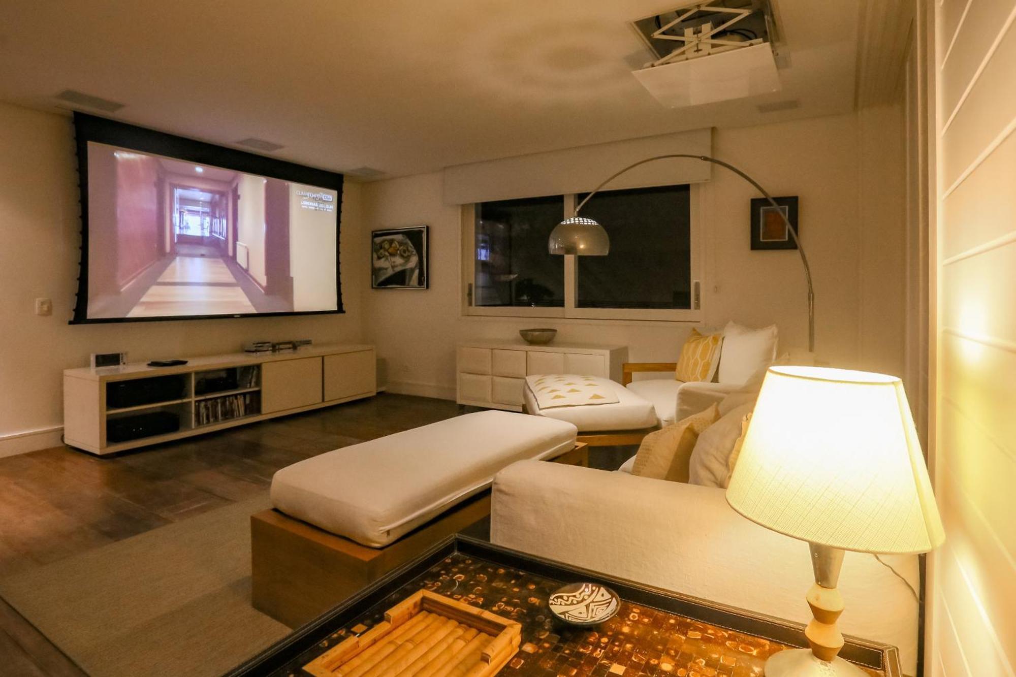 פאראטי Tropical Contemporary Suites מראה חיצוני תמונה