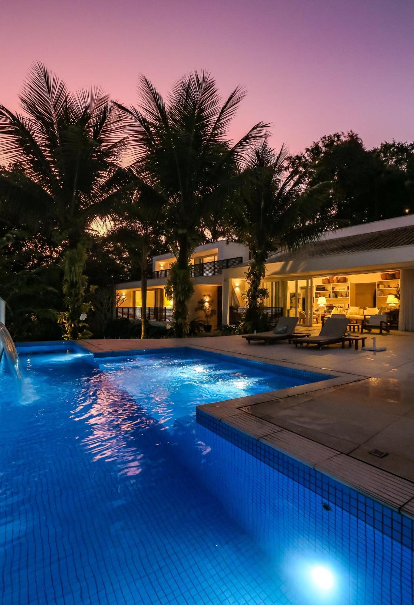 פאראטי Tropical Contemporary Suites מראה חיצוני תמונה