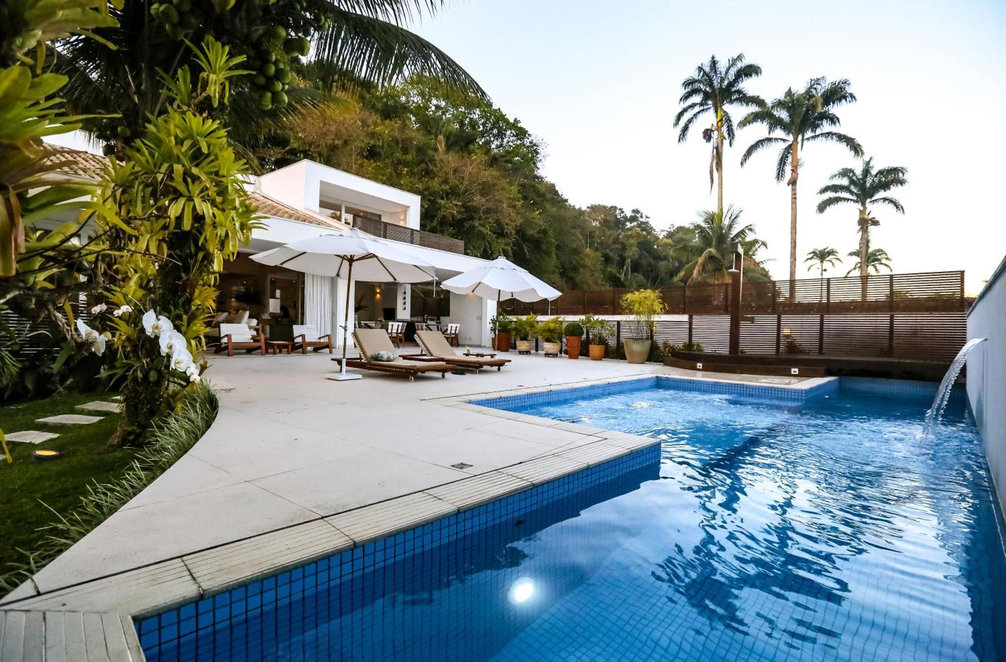 פאראטי Tropical Contemporary Suites מראה חיצוני תמונה