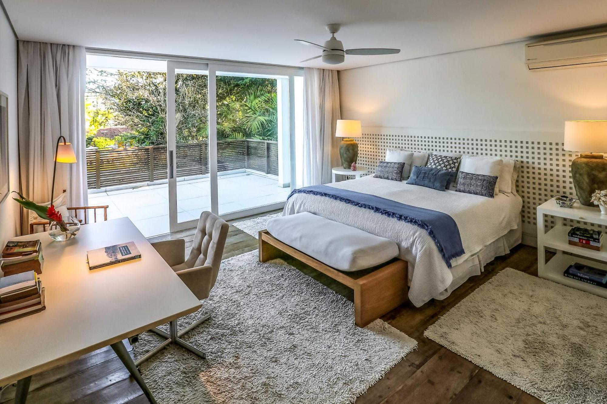 פאראטי Tropical Contemporary Suites מראה חיצוני תמונה